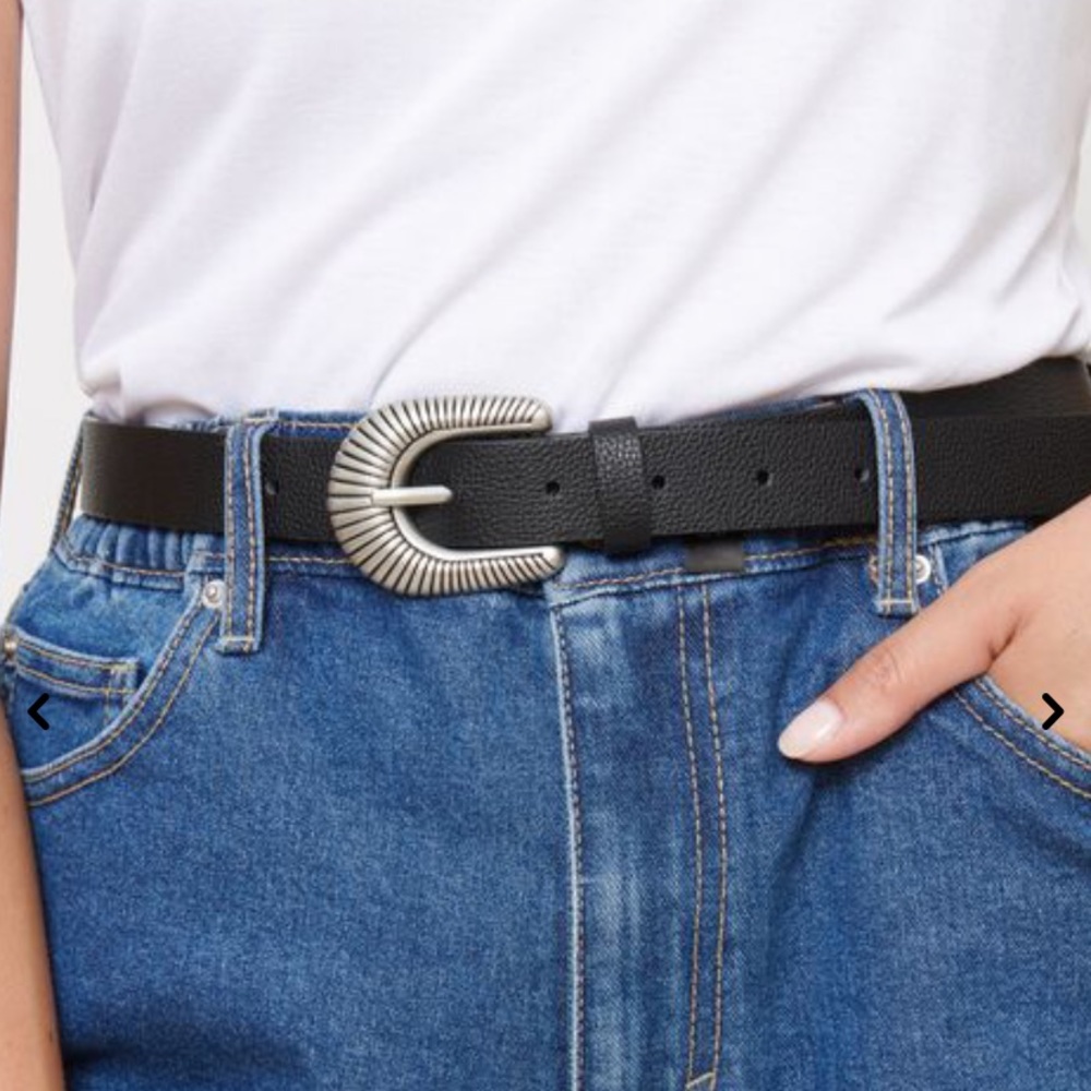 DYNAMITE Scalloped Western Belt